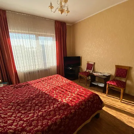 Готель «Вишневий Сад» Hotel *