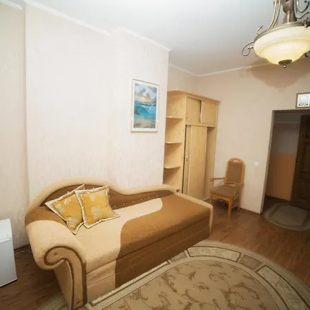 Hotel Готель «Вишневий Сад» Mukachevo