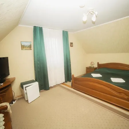 Hotel Готель «Вишневий Сад» *