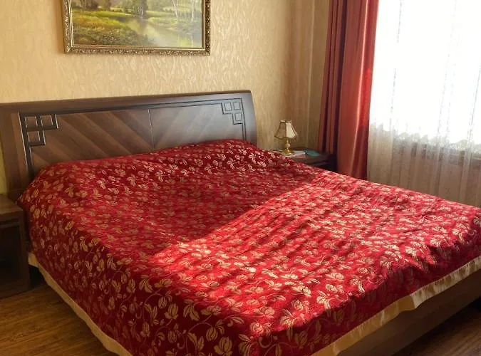 Готель «Вишневий Сад»