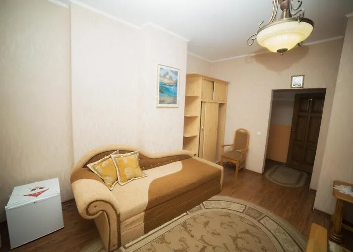 Hotell Готель «Вишневий Сад» Mukatjeve