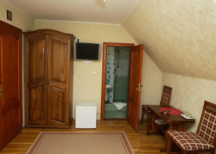 Готель «Вишневий Сад» Hotell